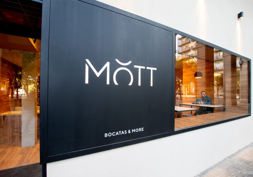Mott Restaurant