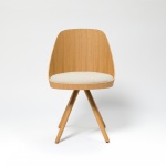 Kaiak spin wood chair